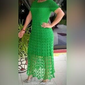 Elegant White Knit Maxi Dress